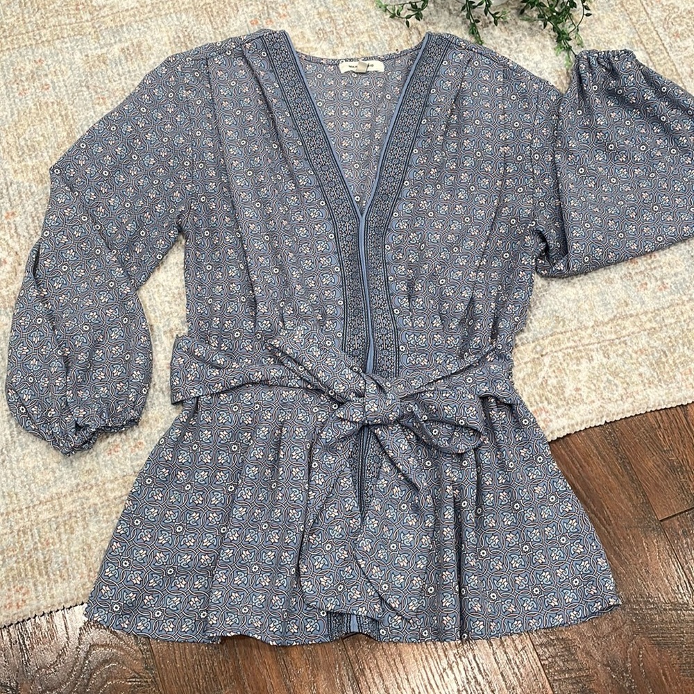 Max Studio blouse